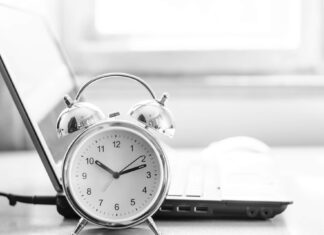 Doctrina – «Suspensión de plazos procesales y caídas del sistema informático en la era del expediente judicial electrónico».